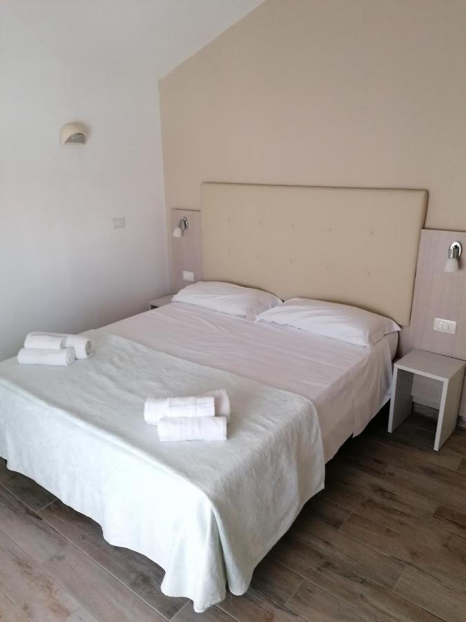 Hotel Luna Rimini Eksteriør bilde