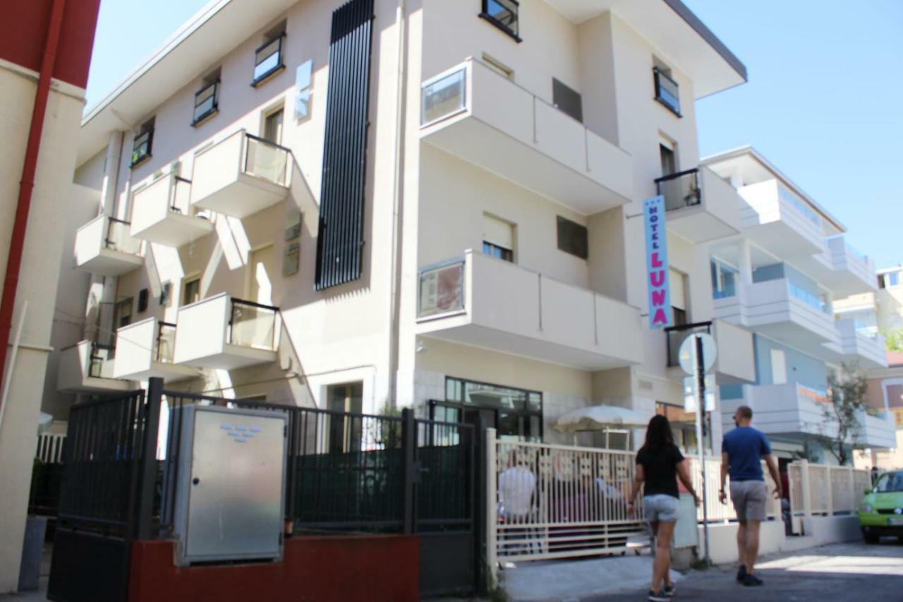 Hotel Luna Rimini Eksteriør bilde